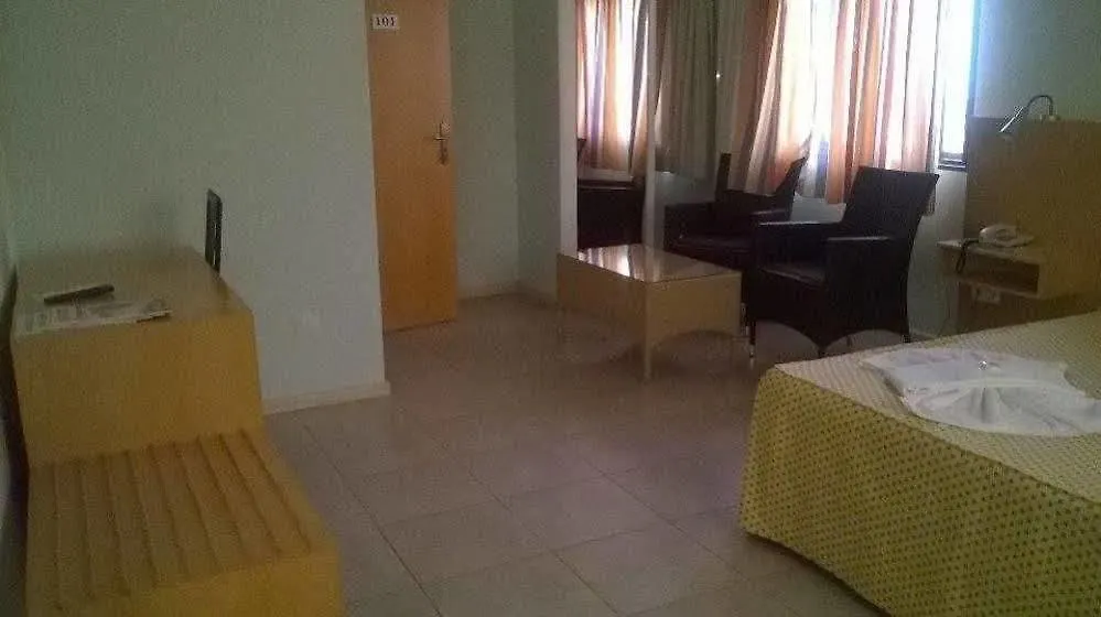 Hotel Roterdao Praia